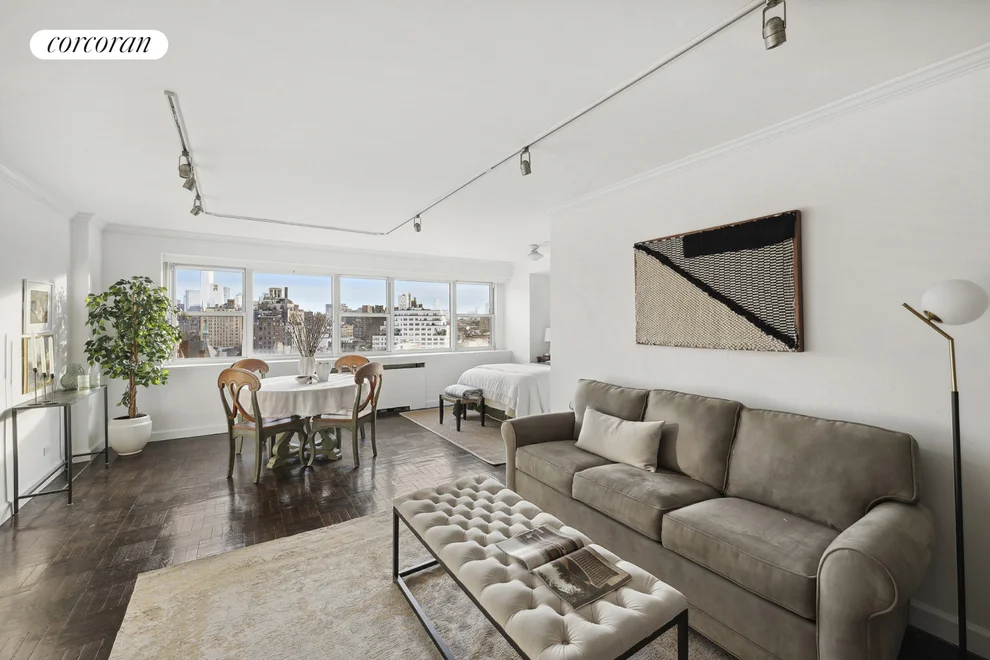 Unit for sale at 101 W 12TH Street, Manhattan, NY 10011