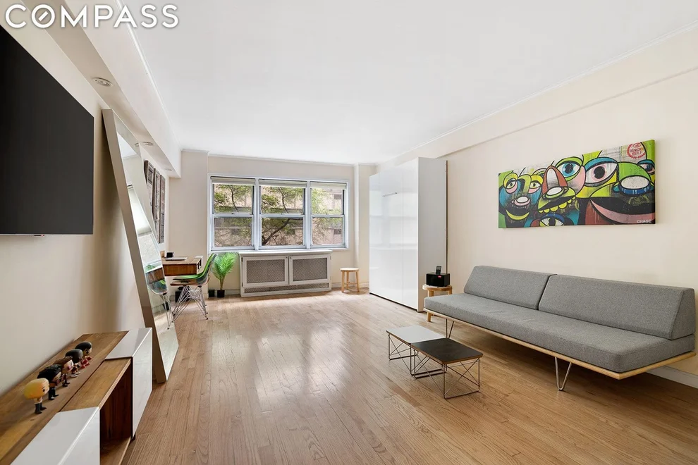 Unit for sale at 321 E 45th Street, Manhattan, NY 10017