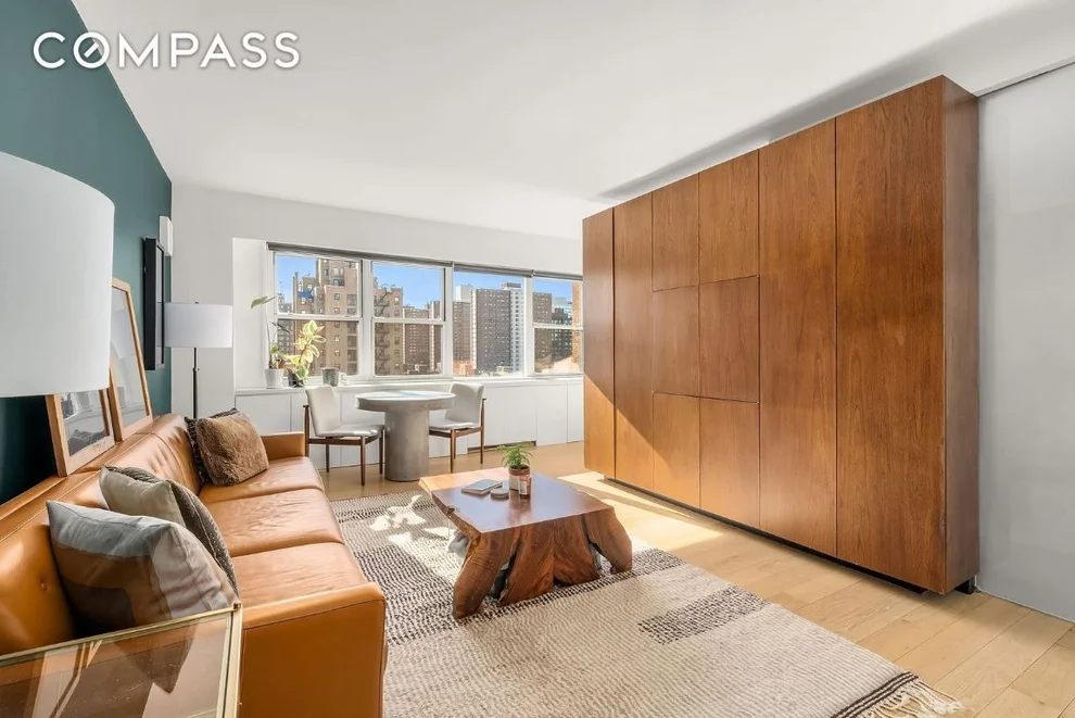Unit for sale at 360 W 22nd Street, Manhattan, NY 10011
