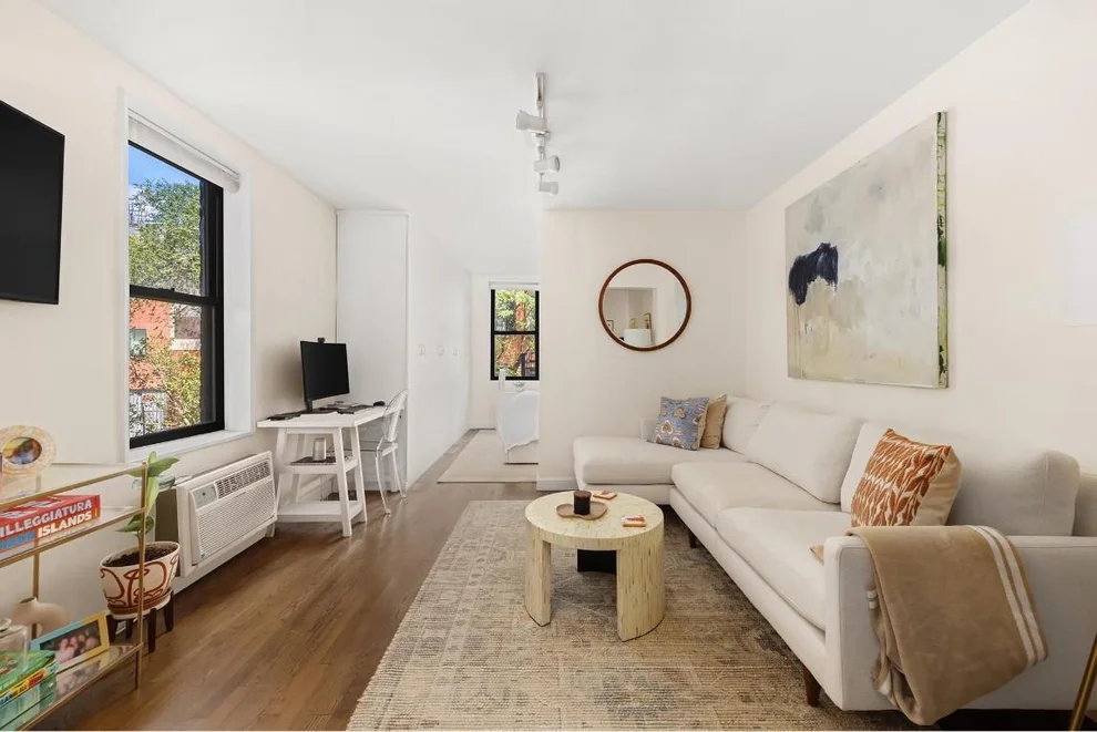 Unit for sale at 100 BANK Street, Manhattan, NY 10014