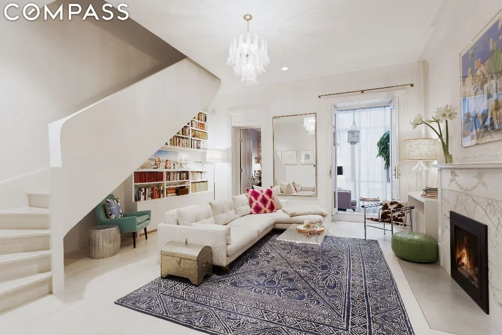 Unit for sale at 25 W 71st Street, Manhattan, NY 10023