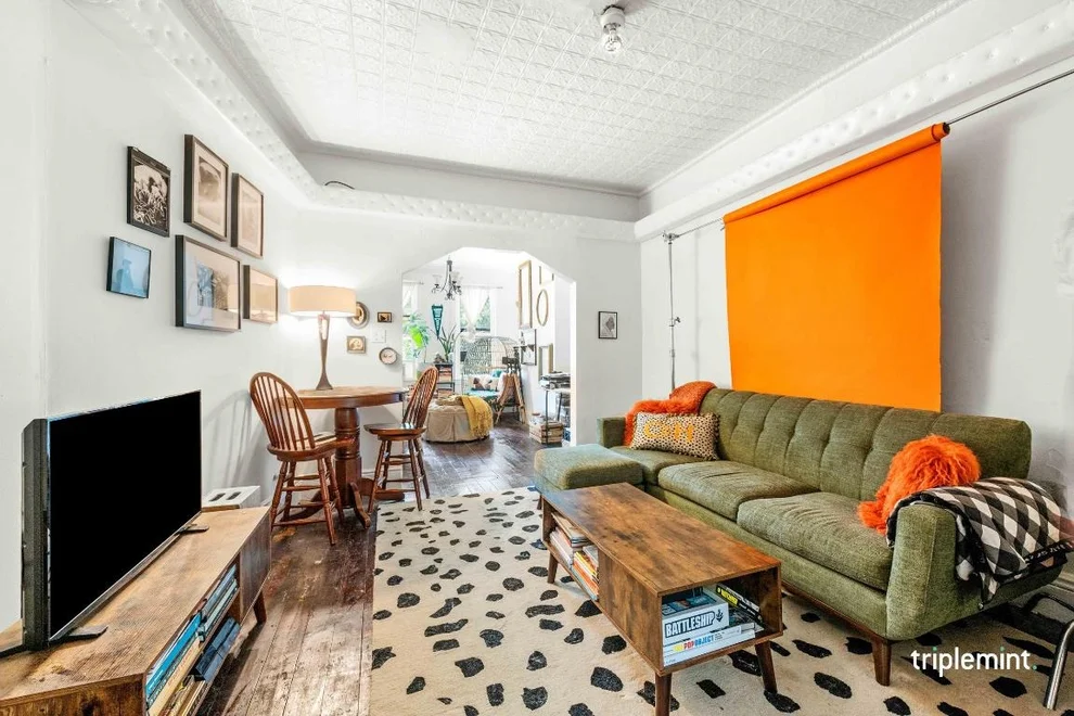 Unit for sale at 196 Stanhope Street, Brooklyn, NY 11237