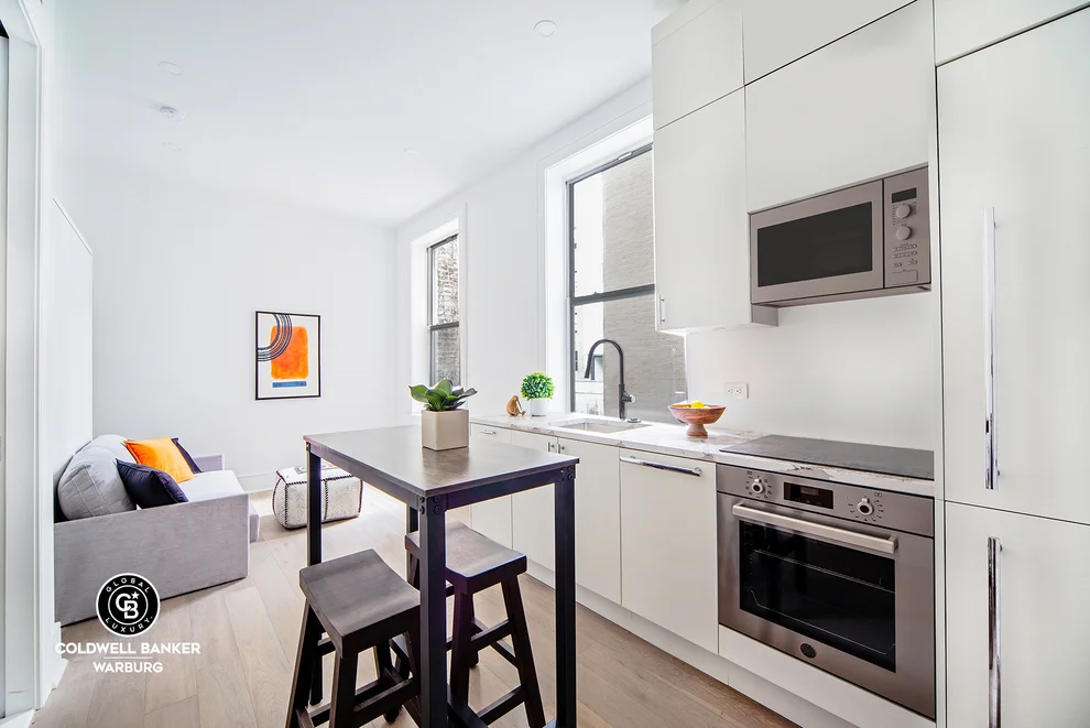 Unit for sale at 458 W 20TH Street, Manhattan, NY 10011