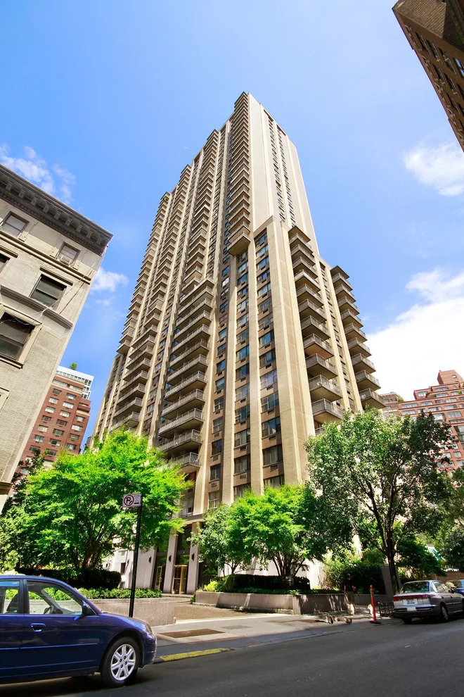 Unit for sale at 201 W 70th Street, Manhattan, NY 10023