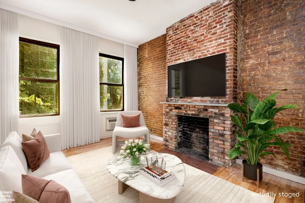 Unit for sale at 160 9TH Avenue, Manhattan, NY 10011