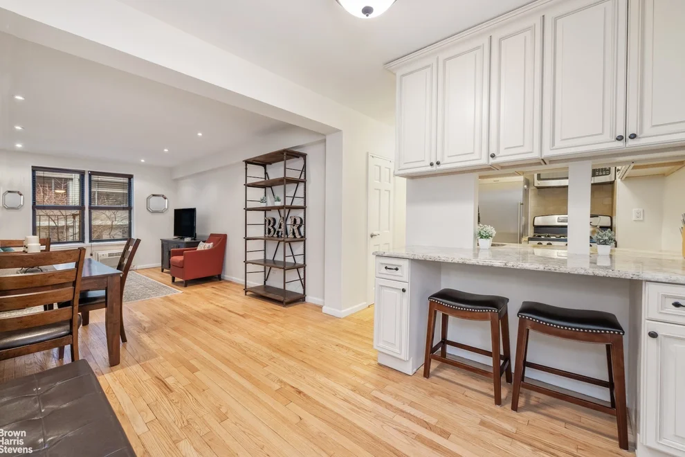 Unit for sale at 330 E 70TH Street, Manhattan, NY 10021