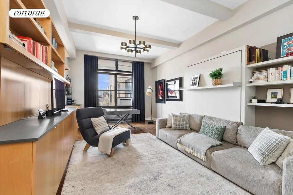 Unit for sale at 161 W 16TH Street, Manhattan, NY 10011