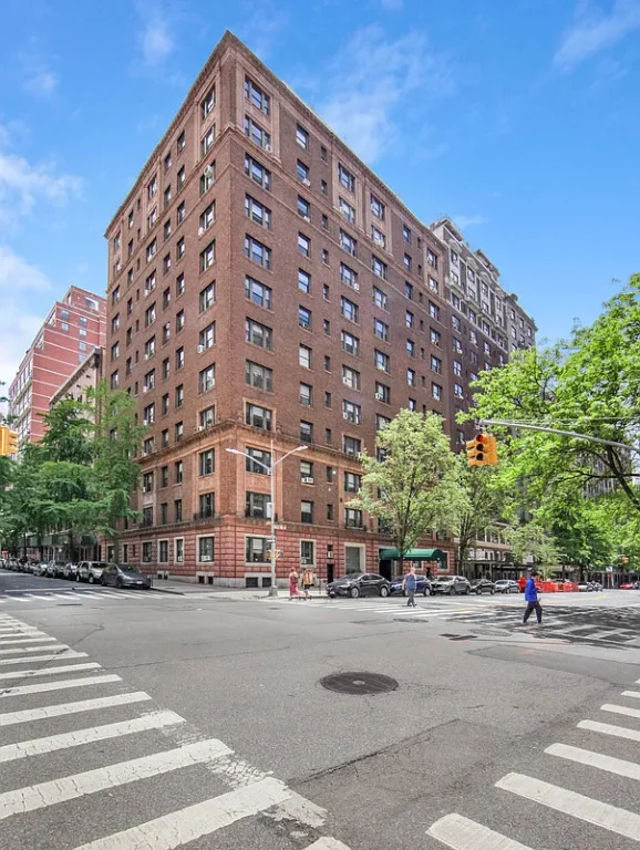 Unit for sale at 590 W End Avenue, Manhattan, NY 10024