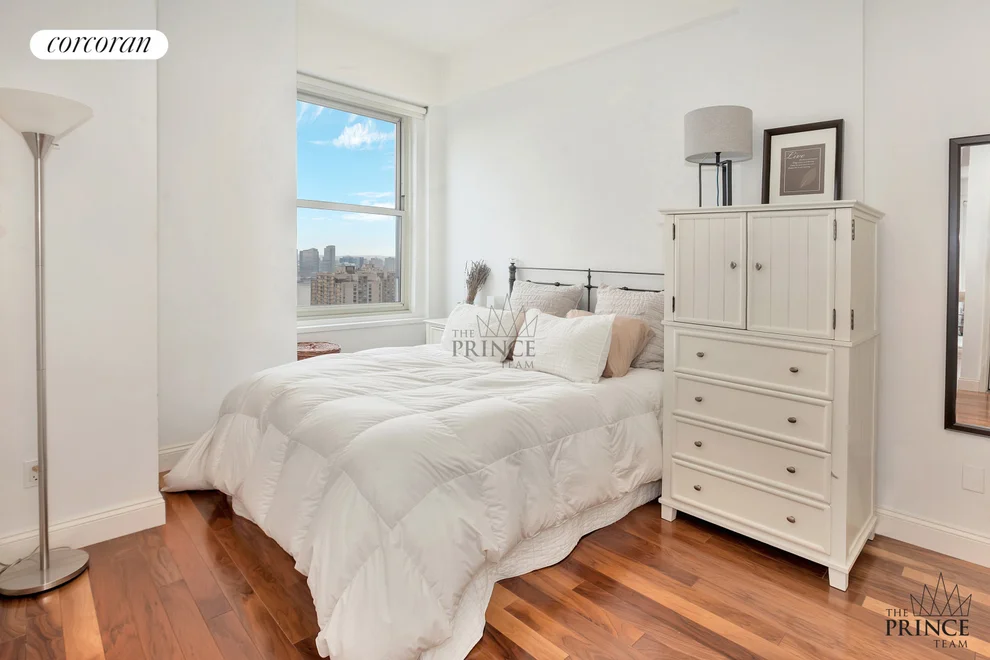 Unit for sale at 88 GREENWICH Street, Manhattan, NY 10006
