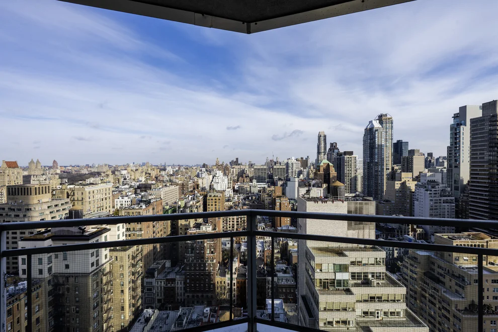 Unit for sale at 118 E 60TH Street, Manhattan, NY 10022