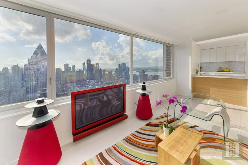 Unit for sale at 322 W 57TH Street, Manhattan, NY 10019