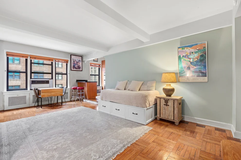 Unit for sale at 123 E 37th Street, Manhattan, NY 10016