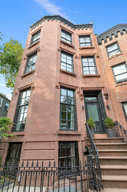 Unit for sale at 271 Degraw Street, Brooklyn, NY 11231