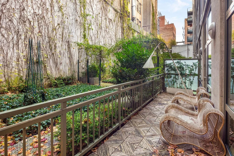 Unit for sale at 130 W 19TH Street, Manhattan, NY 10011