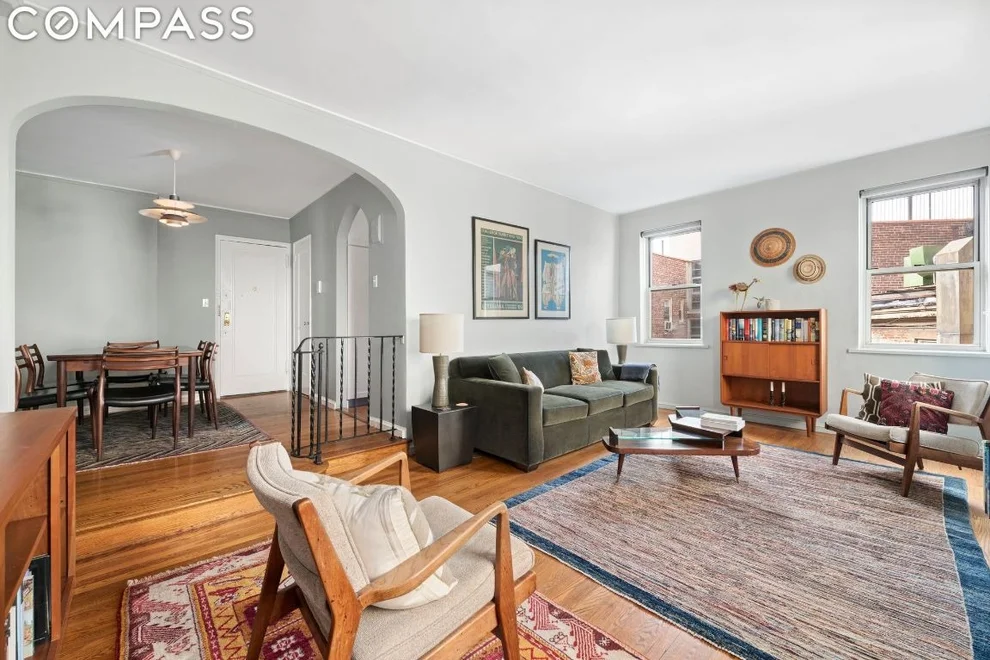 Unit for sale at 75 Bank Street, Manhattan, NY 10014