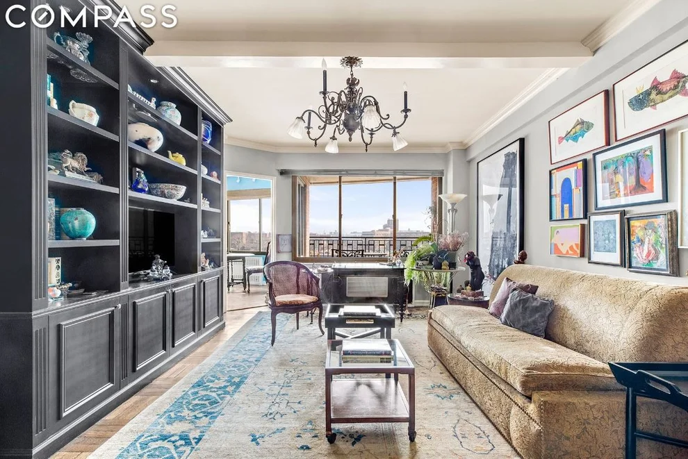 Unit for sale at 45 E End Avenue, Manhattan, NY 10028