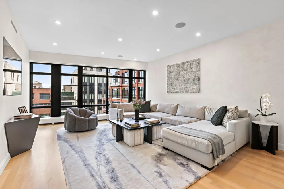 Unit for sale at 150 CHARLES Street, Manhattan, NY 10014