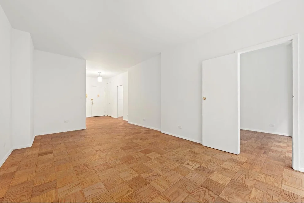Unit for sale at 16 W 16TH Street, Manhattan, NY 10011