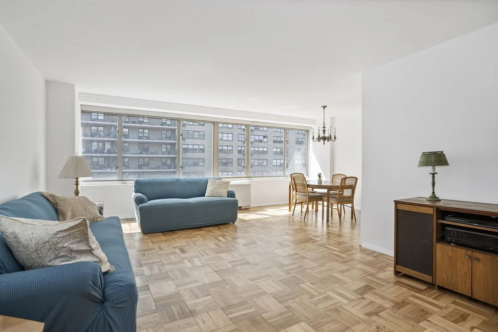 Unit for sale at 315 W 70TH Street, Manhattan, NY 10023