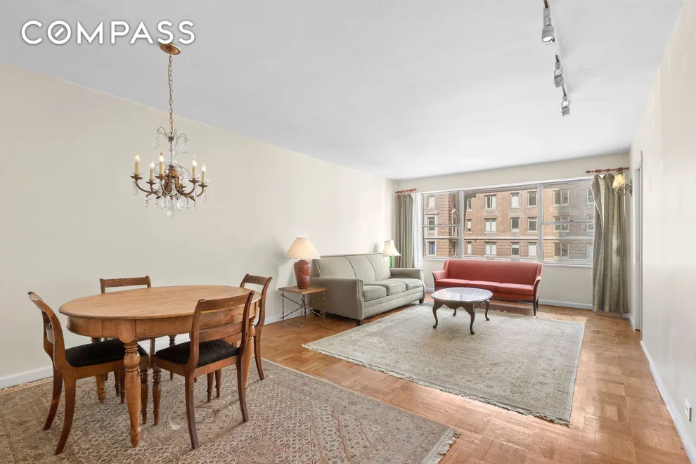 Unit for sale at 77 W 55th Street, Manhattan, NY 10019