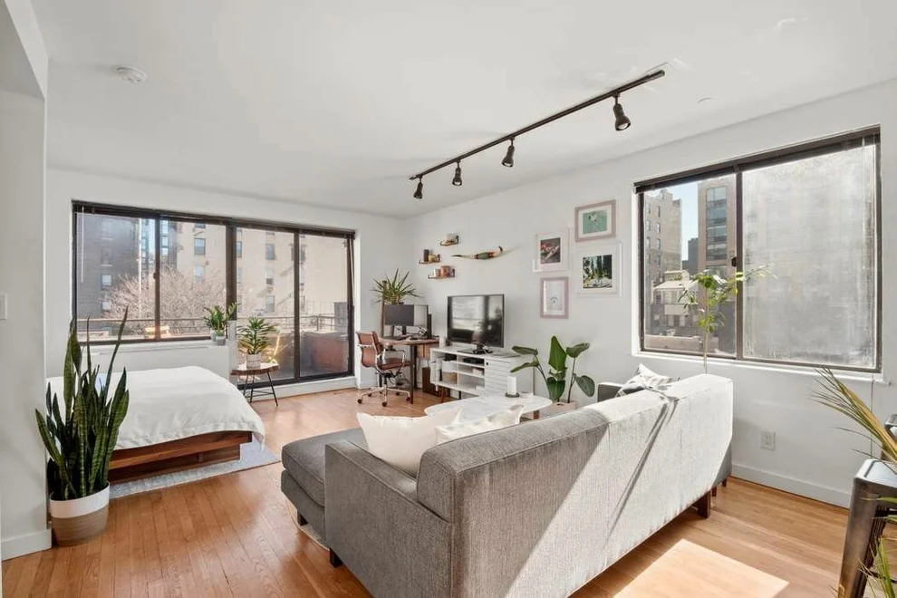Unit for sale at 181 7TH Avenue, Manhattan, NY 10011