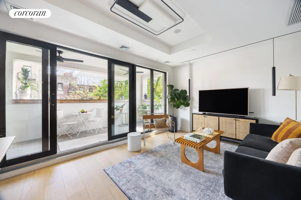 Unit for sale at 430 KOSCIUSZKO Street, Brooklyn, NY 11221