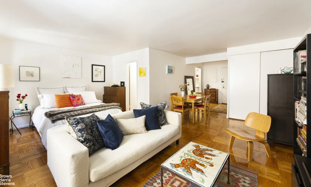Unit for sale at 140 7TH Avenue, Manhattan, NY 10011