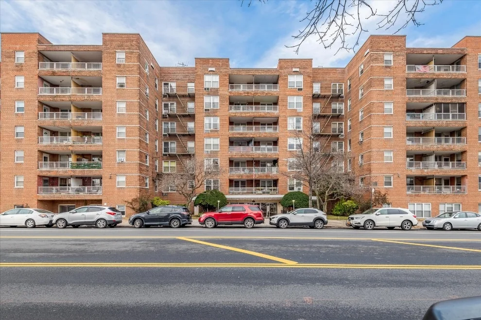 Unit for sale at 60-11 Broadway, Queens, NY 11377