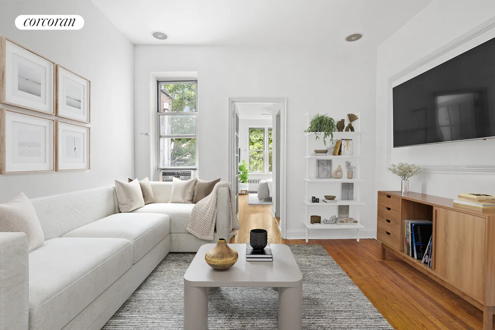 Unit for sale at 521 E 81ST Street, Manhattan, NY 10028