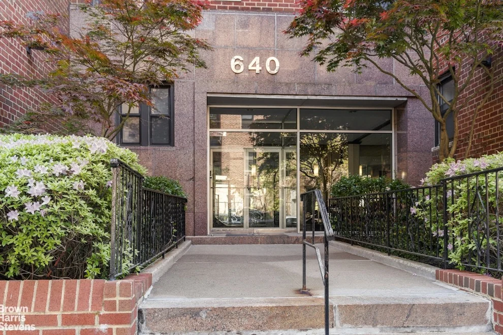 Unit for sale at 640 W 239TH Street, Bronx, NY 10463