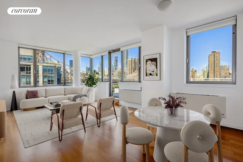 Unit for sale at 425 MAIN Street, Manhattan, NY 10044