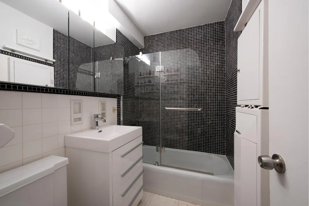 Unit for sale at 5900 ARLINGTON Avenue, Bronx, NY 10471