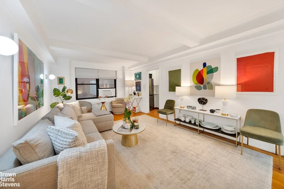 Unit for sale at 245 E 72ND Street, Manhattan, NY 10021