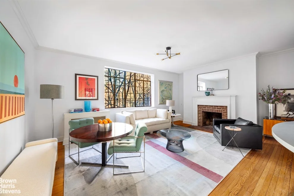 Unit for sale at 333 E 41ST Street, Manhattan, NY 10017