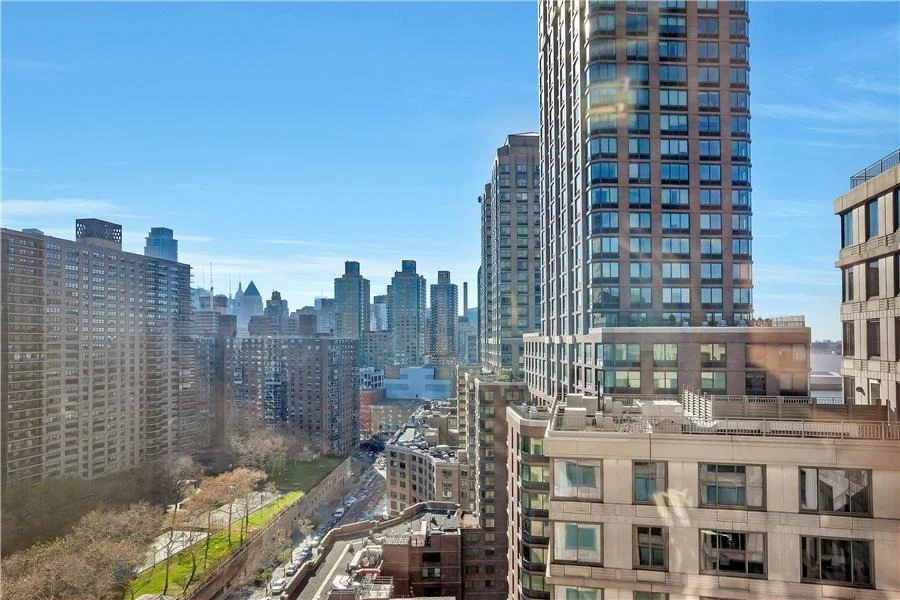 Unit for sale at 200 RIVERSIDE Boulevard, Manhattan, NY 10069