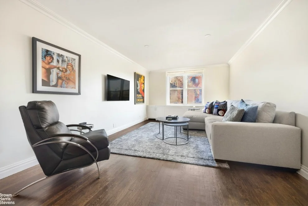 Unit for sale at 100 BANK Street, Manhattan, NY 10014