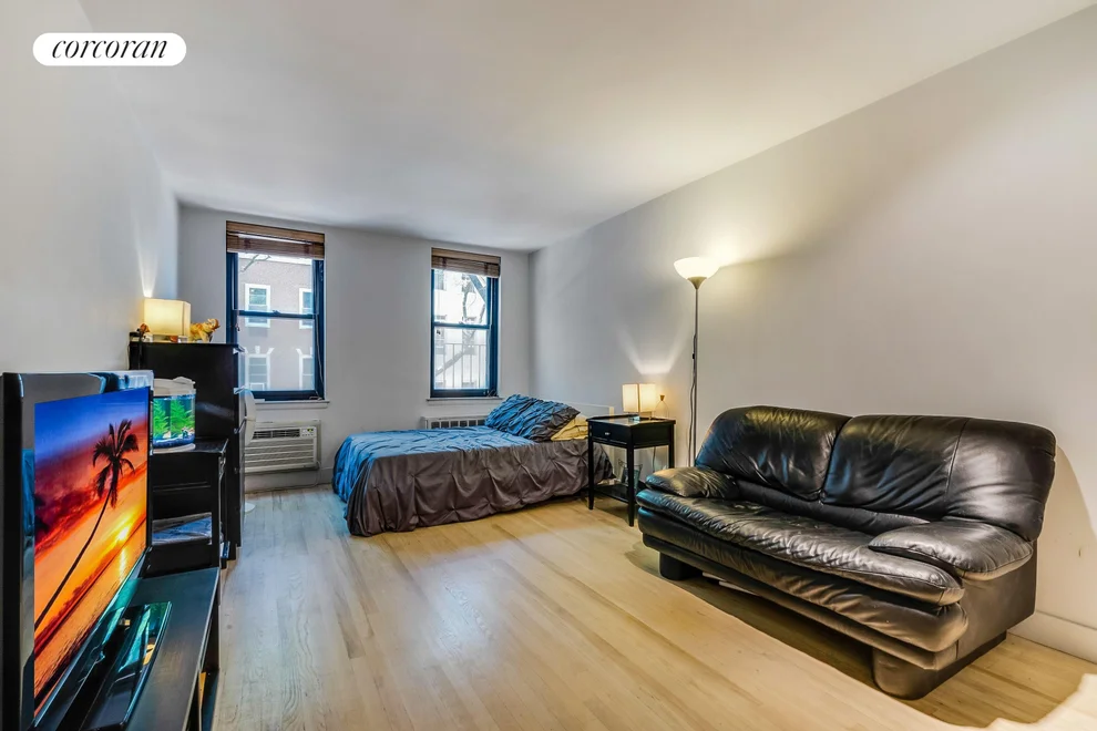 Unit for sale at 315 W 55TH Street, Manhattan, NY 10019