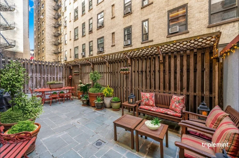 Unit for sale at 305 W 98th Street, Manhattan, NY 10025