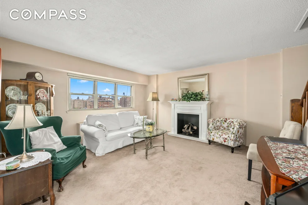 Unit for sale at 609 Columbus Avenue, Manhattan, NY 10024