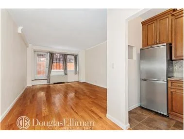 Unit for sale at 321 E 48th Street, Manhattan, NY 10017