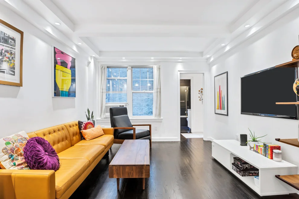 Unit for sale at 60 Gramercy Park N, Manhattan, NY 10003