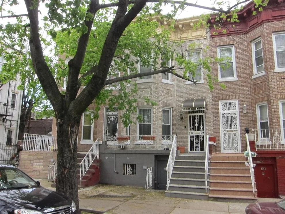 Unit for sale at 40 Stephens Court, Brooklyn, NY 11226