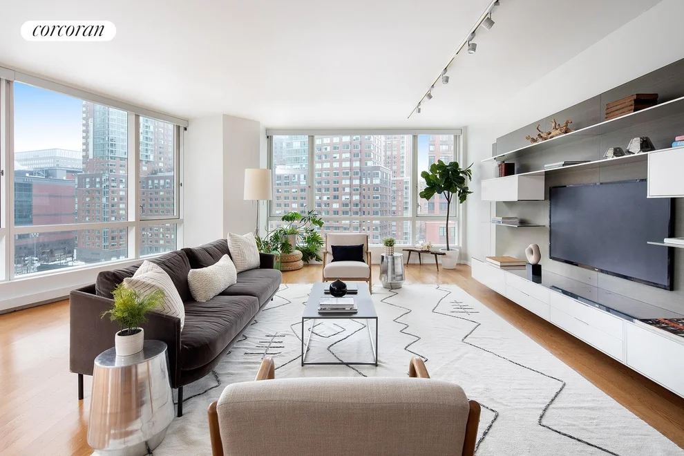 Unit for sale at 200 CHAMBERS Street, Manhattan, NY 10007