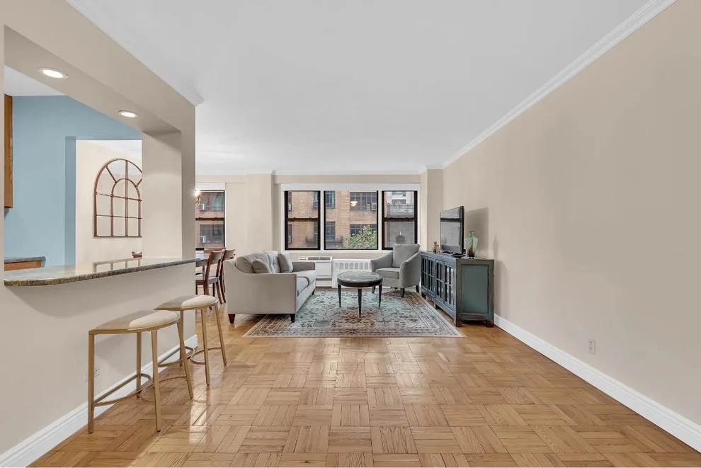 Unit for sale at 345 E 52ND Street, Manhattan, NY 10022