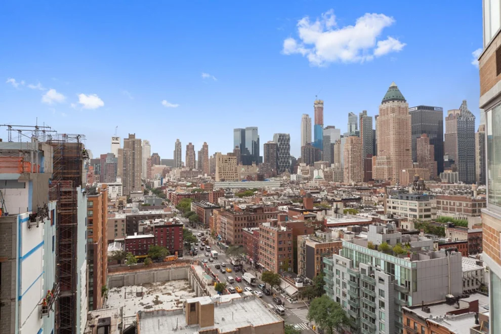 Unit for sale at 500 W 43rd Street, Manhattan, NY 10036