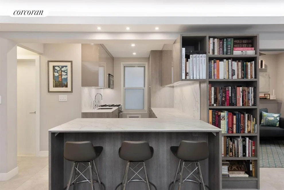 Unit for sale at 30 E 9th Street, Manhattan, NY 10003