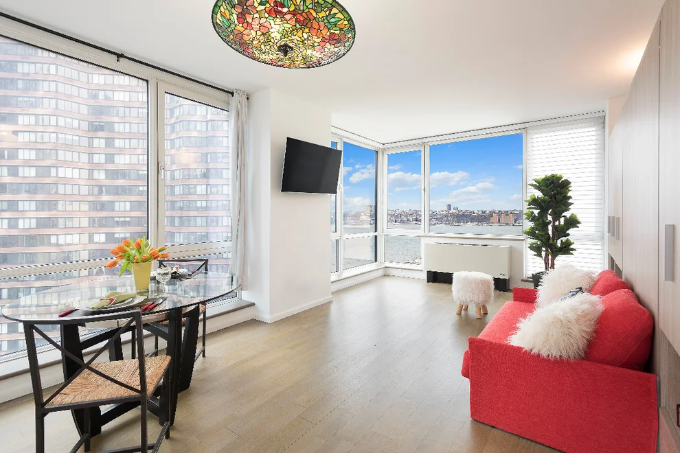 Unit for sale at 635 W 42ND Street, Manhattan, NY 10036