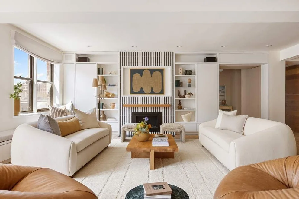 Unit for sale at 30 E 9th Street, Manhattan, NY 10003