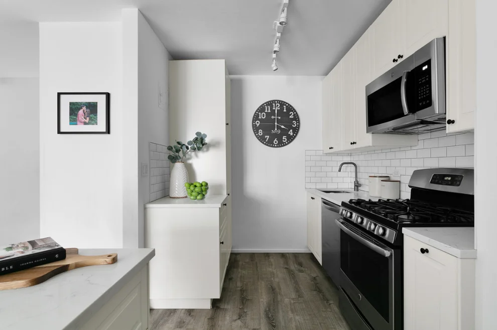 Unit for sale at 207 E 74th Street, Manhattan, NY 10021