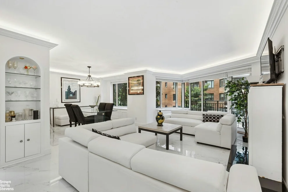 Unit for sale at 60 SUTTON Place S, Manhattan, NY 10022
